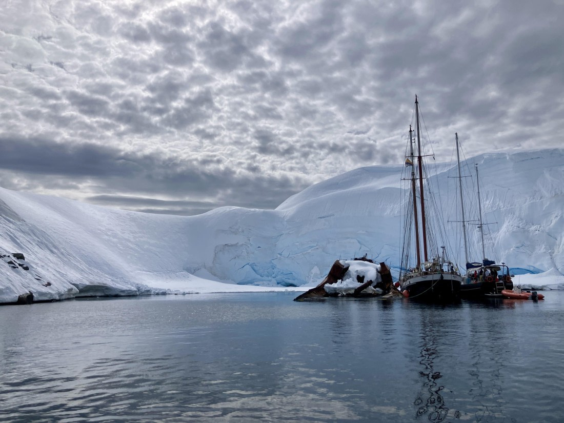 HDS23-24, Day 4, Ship © Unknown photographer - Oceanwide Expeditions.JPG