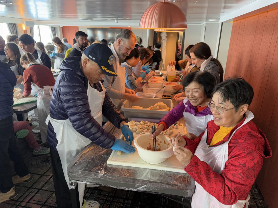 HDS23-24, Day 10, IMG_6299 © Unknown photographer - Oceanwide Expeditions.jpg