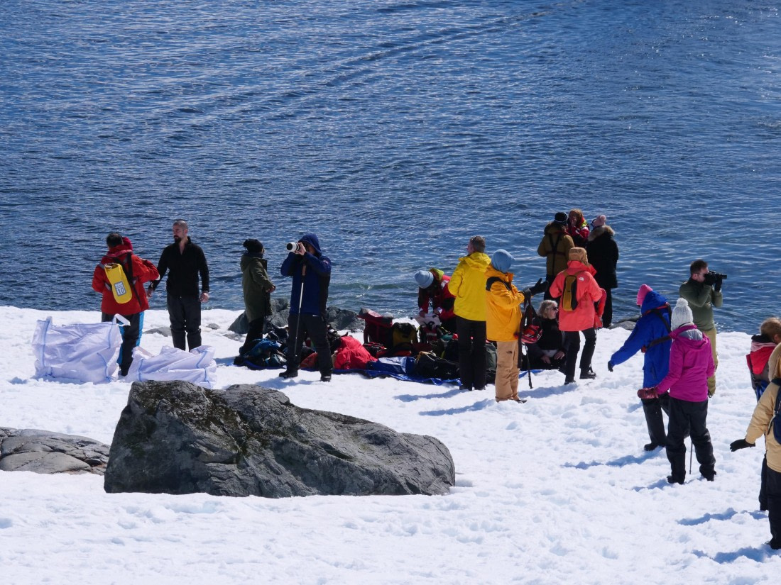 OTL24-24, Day 4, People (3) © Unknown photographer - Oceanwide Expeditions.JPG