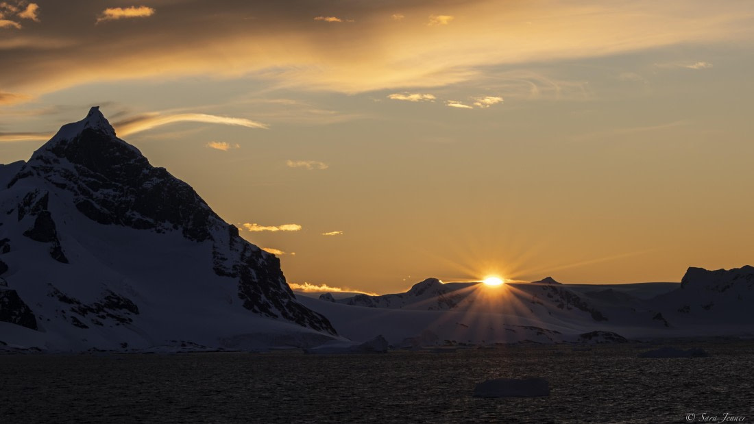 OTL24-24, Day 4, Sunset © Sara Jenner - Oceanwide Expeditions.jpg