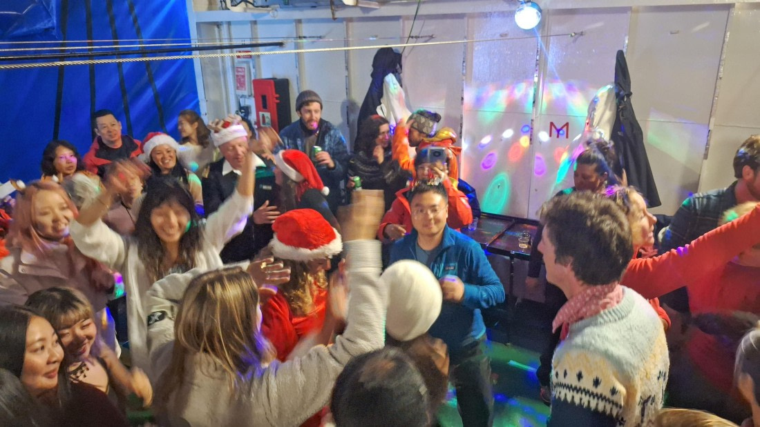 OTL25-25, Day 16, 20241225_205221 © Julian Robinson - Oceanwide Expeditions.jpg