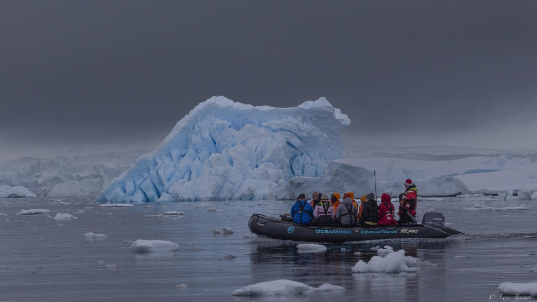 OTL25-25, Day 16, Flanders Bay 2 © Sara Jenner - Oceanwide Expeditions.jpg