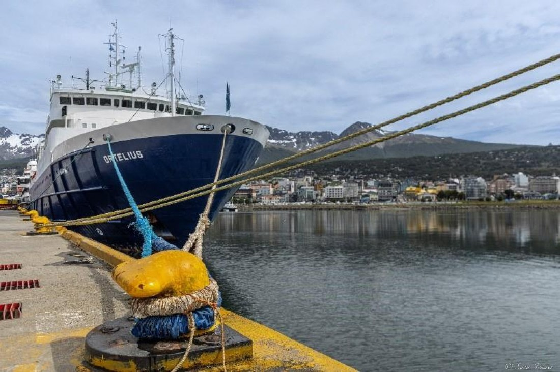 OTL26-25, Day 1, Picture1 © Sara Jenner - Oceanwide Expeditions.jpg