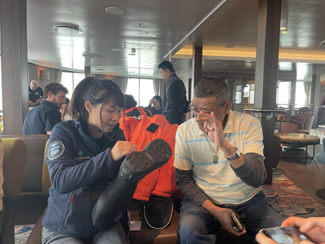 HDS27-25, Day 3, IMG_6848~photo © Unknown photographer - Oceanwide Expeditions.JPG