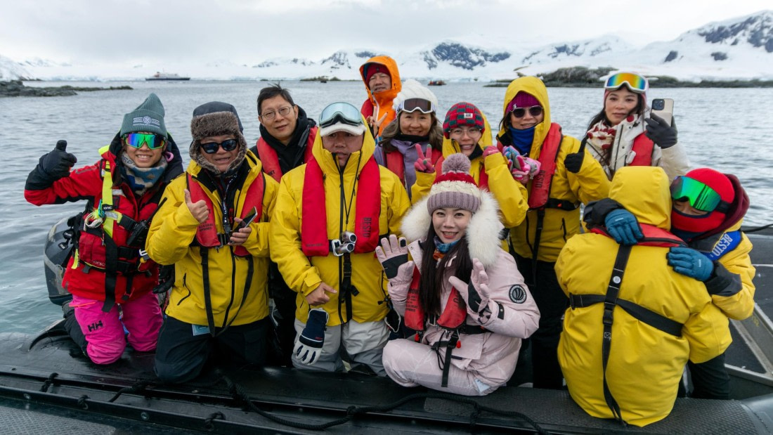 HDS27-25, Day 7, _DSC9548 © Unknown photographer - Oceanwide Expeditions.jpg