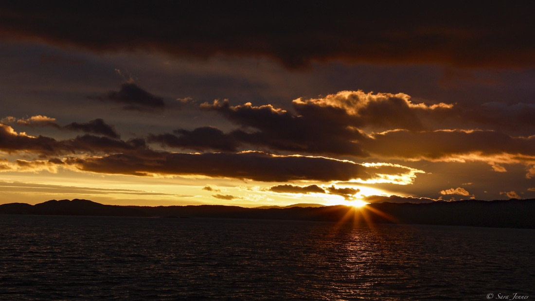 OTL28-25, Day 1, Sunset 1 © Sara Jenner - Oceanwide Expeditions.jpg