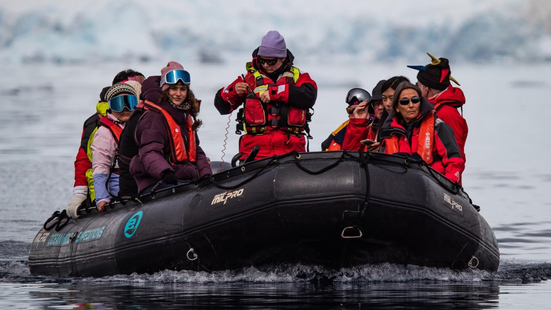 OTL28-25, Day 4, IMG_6567 © Unknown photographer - Oceanwide Expeditions.jpg