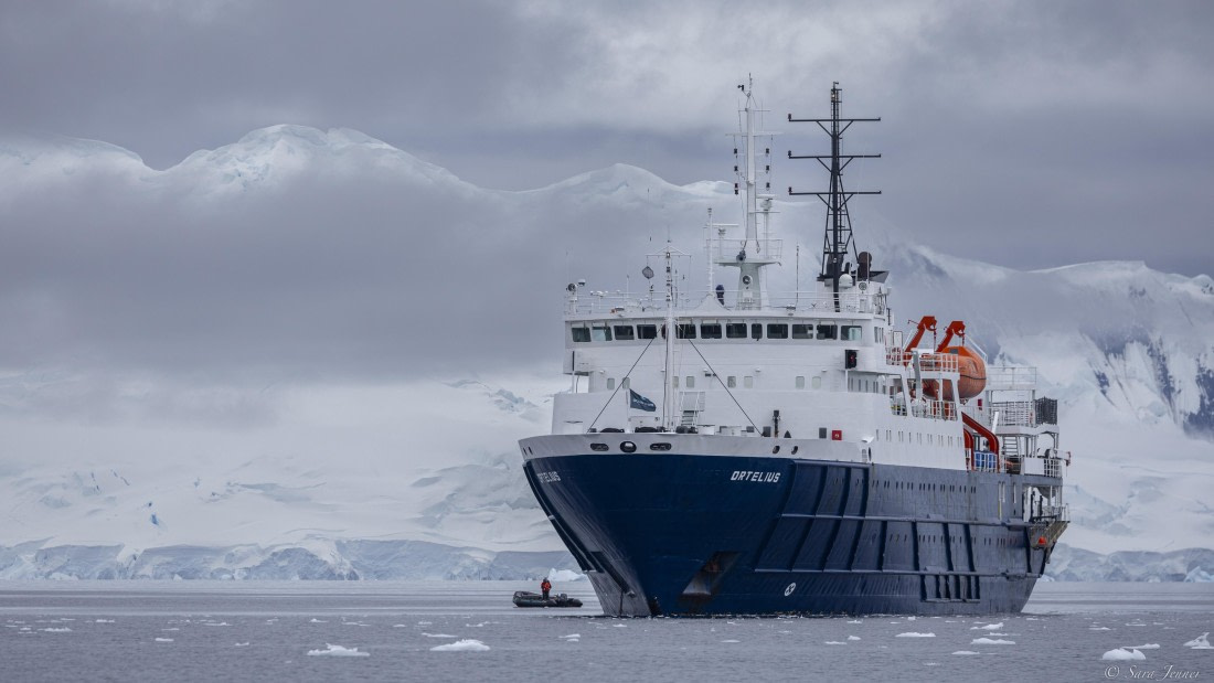 OTL28-25, Day 4, Ortelius © Sara Jenner - Oceanwide Expeditions.jpg