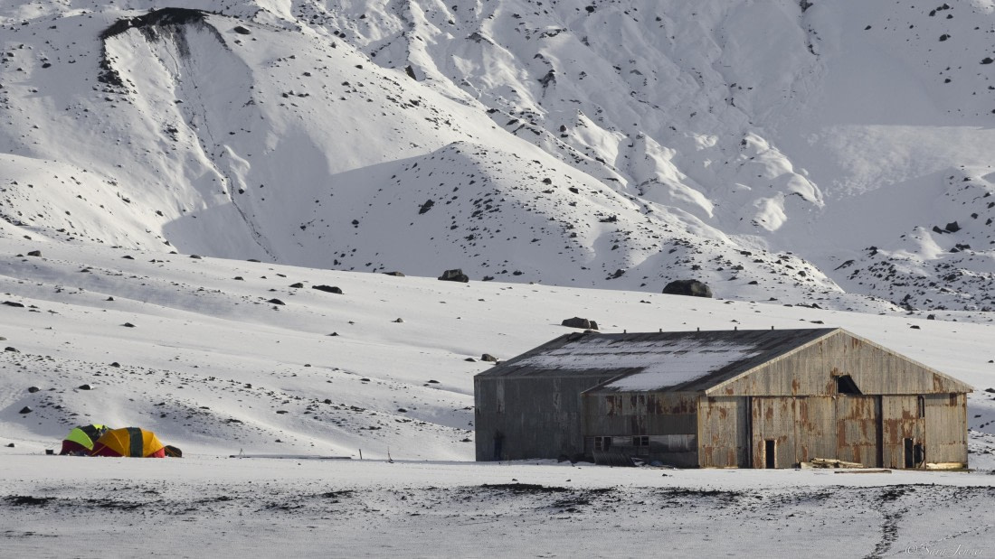 OTL28-25, Day 8, Camp at the hanger 1 © Sara Jenner - Oceanwide Expeditions.jpg