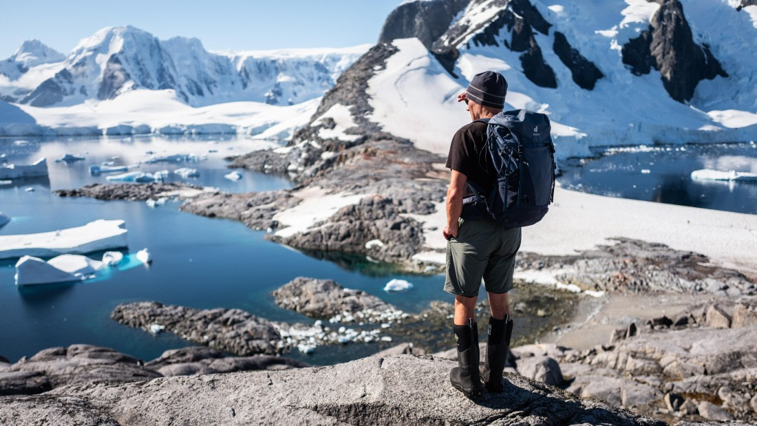 PLA28-25, Day 5, L1240844 © Unknown photographer - Oceanwide Expeditions.jpg