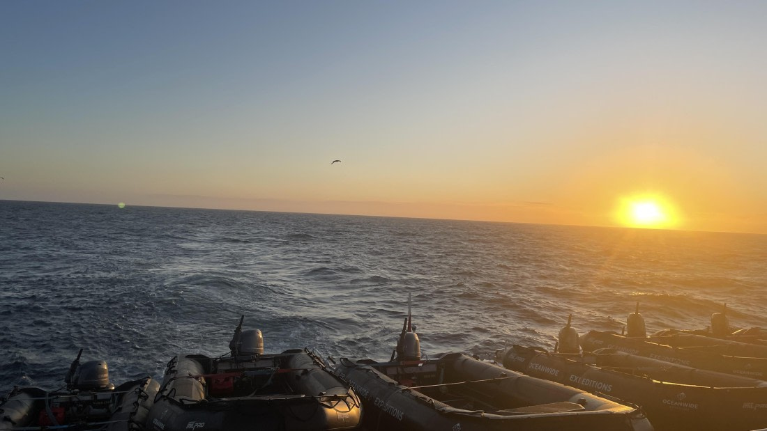 HDS28-25, Day 2, IMG_7054~photo-full © Unknown photographer - Oceanwide Expeditions.jpg