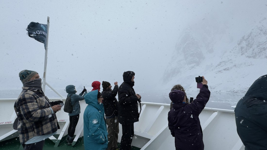 HDS29-25, Day 18, lemaire-guests © Meike Sjoer - Oceanwide Expeditions.jpg