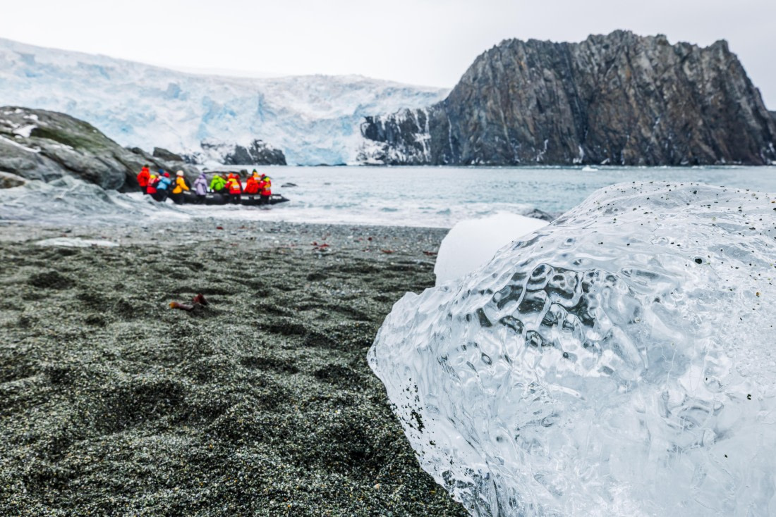 apeacock_HDS28-25_Antarctica_SG-FL_250213-4998.jpg