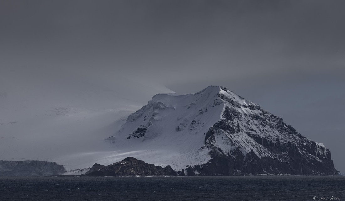 OTL30-25, Day 9, Cook Island 5 © Sara Jenner - Oceanwide Expeditions.jpg