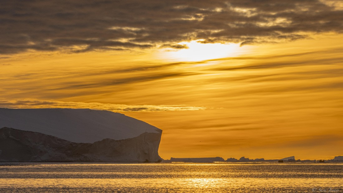 OTL30-25, Day 13, Sunset_ © Sara Jenner - Oceanwide Expeditions.jpg