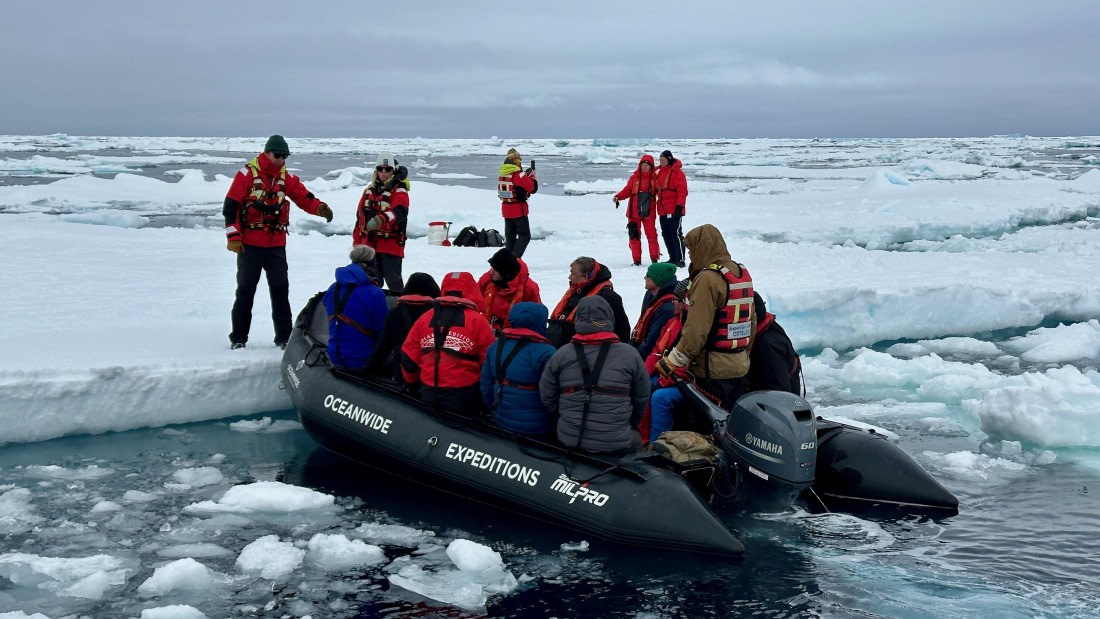 OTL30-25, Day 23, IMG_0925 © Unknown photographer - Oceanwide Expeditions.jpeg