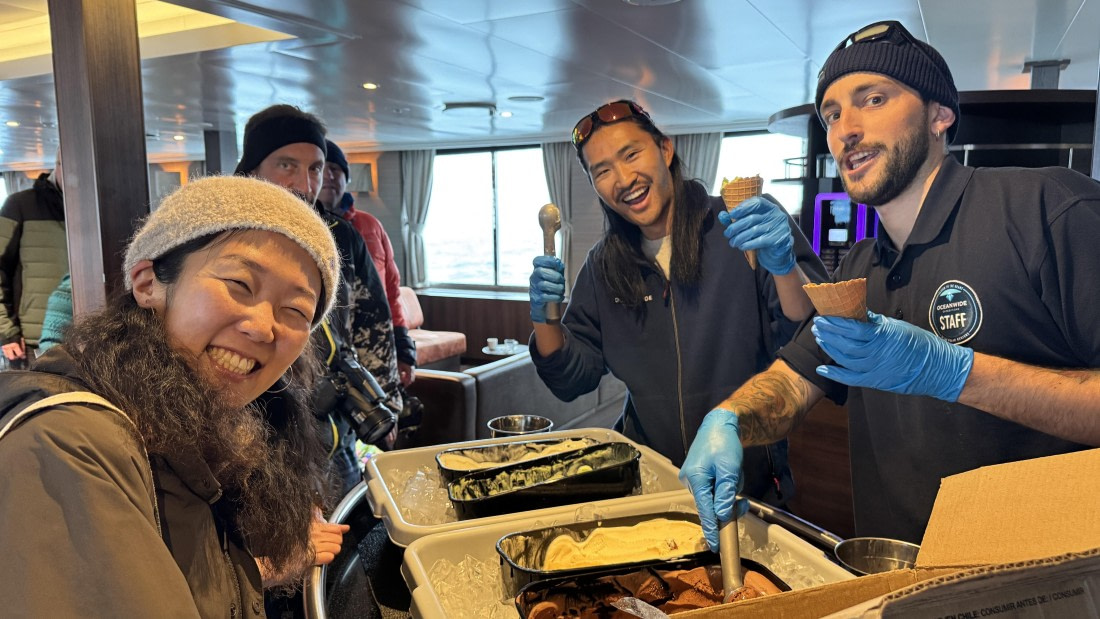 HDS30-25, Day 3, Icecream2 © Meike Sjoer - Oceanwide Expeditions.jpg