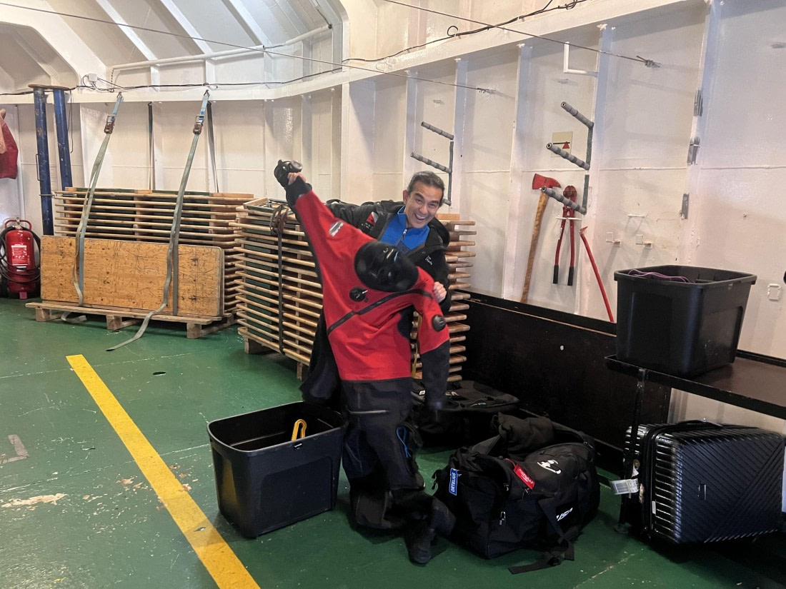 OTL31-25, Day 3, Timexcited© Unknown photographer - Oceanwide Expeditions.jpg