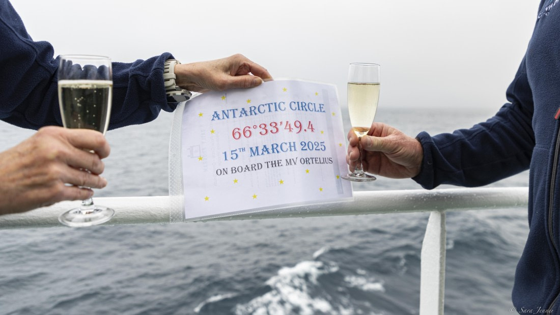 OTL31-25, Day 6, Celebratory bubbles © Sara Jenner - Oceanwide Expeditions.jpg