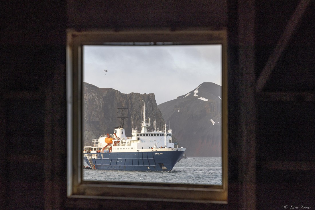 OTL31-25, Day 9, Whalers Bay 4© Sara Jenner - Oceanwide Expeditions.jpg