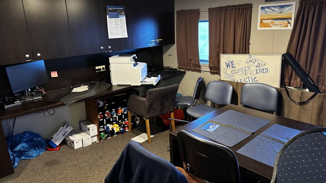 PLA32-25, Day 3, IMG_0381_2 © Unknown photographer - Oceanwide Expeditions.jpg