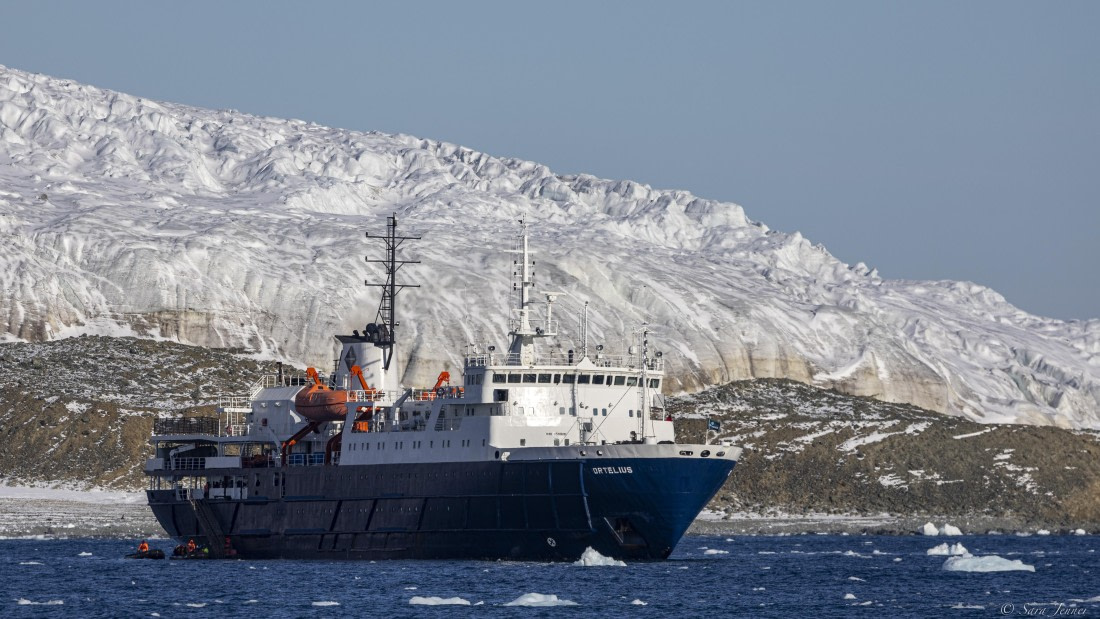 OTL32-25, Day 5, Ortelius 1 © Sara Jenner - Oceanwide Expeditions.jpg