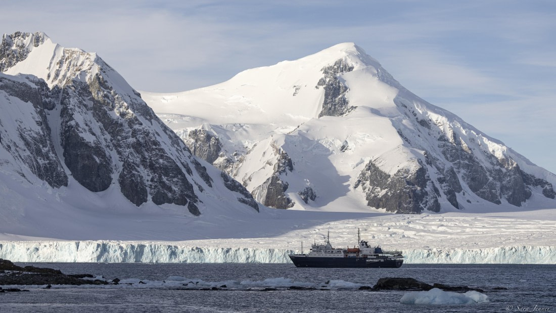 OTL32-25, Day 5, Ortelius 2 © Sara Jenner - Oceanwide Expeditions.jpg