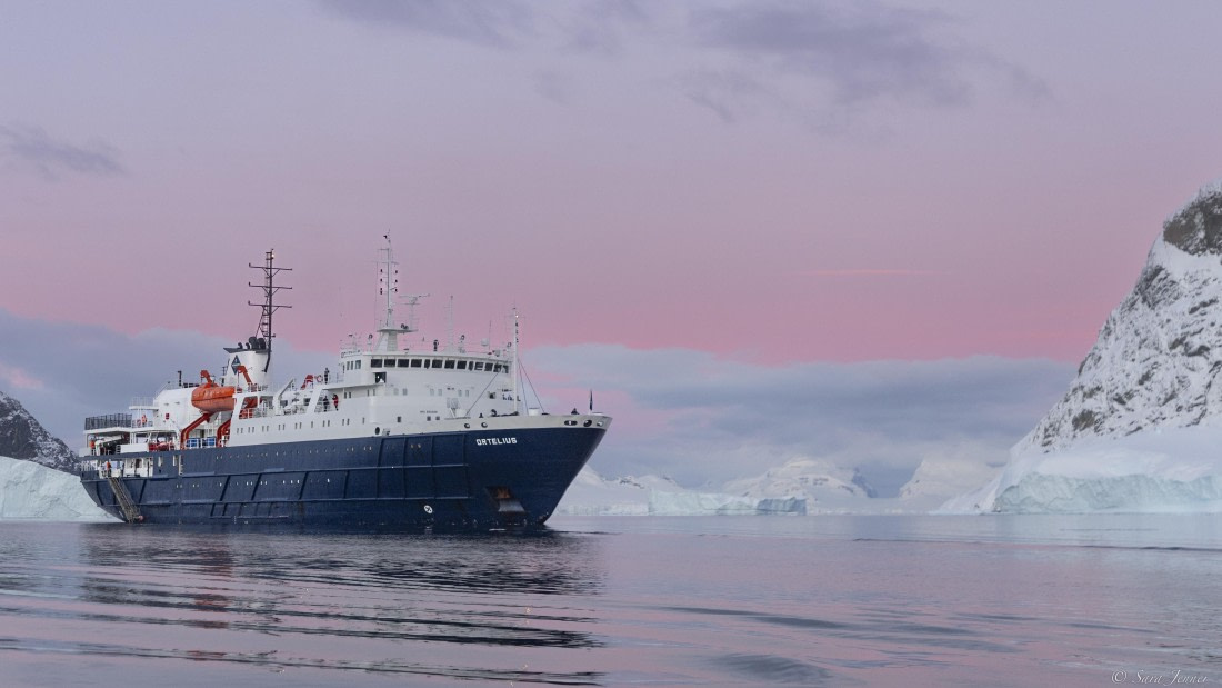 OTL32-25, Day 13, Ortelius 1 (3) © Sara Jenner - Oceanwide Expeditions.jpg