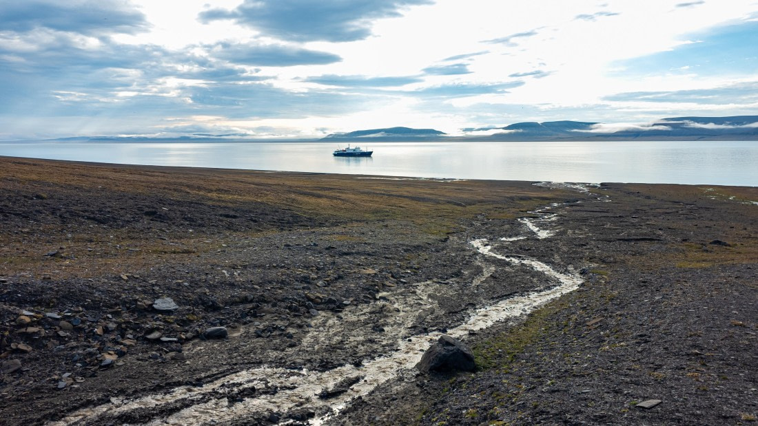 2024, Svalbard, 20240815, 104654 © Enrico Pescantini - Oceanwide Expeditions.jpg