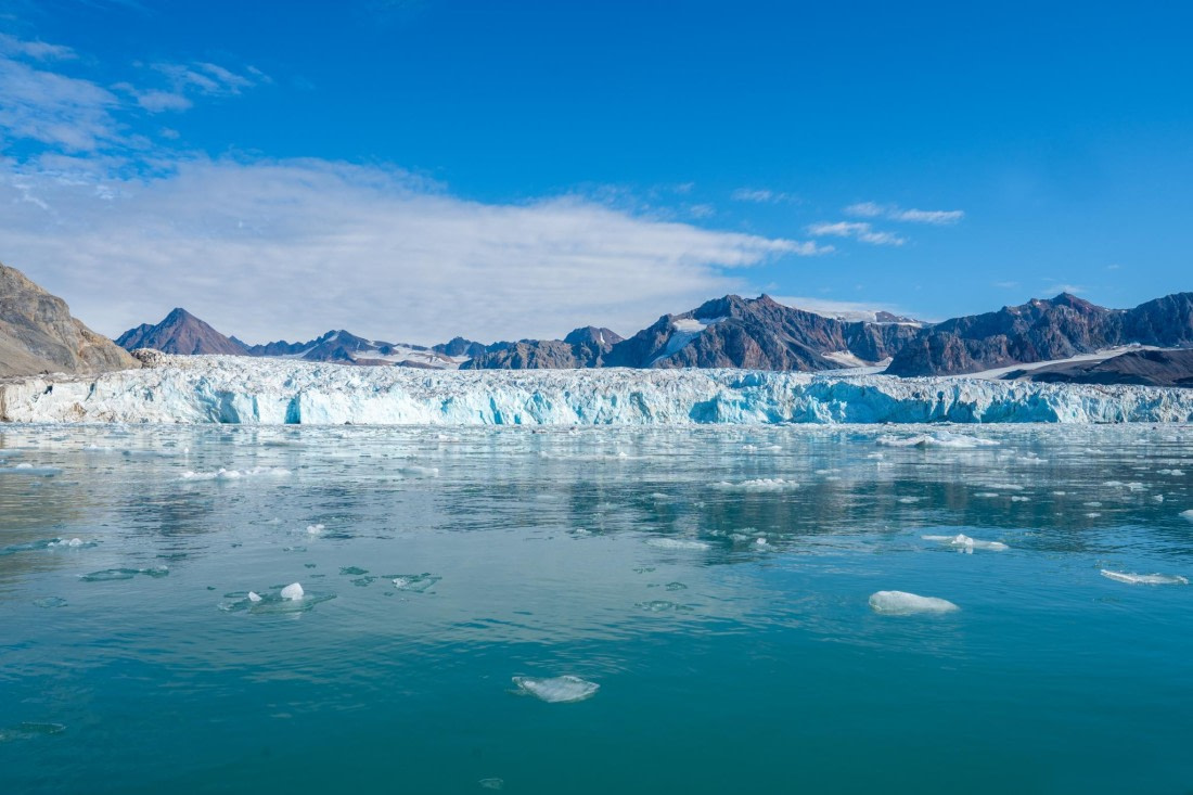 OEX-SP-GL-JM-SP_2022-050 © Geert Kroes - Oceanwide Expeditions.jpg