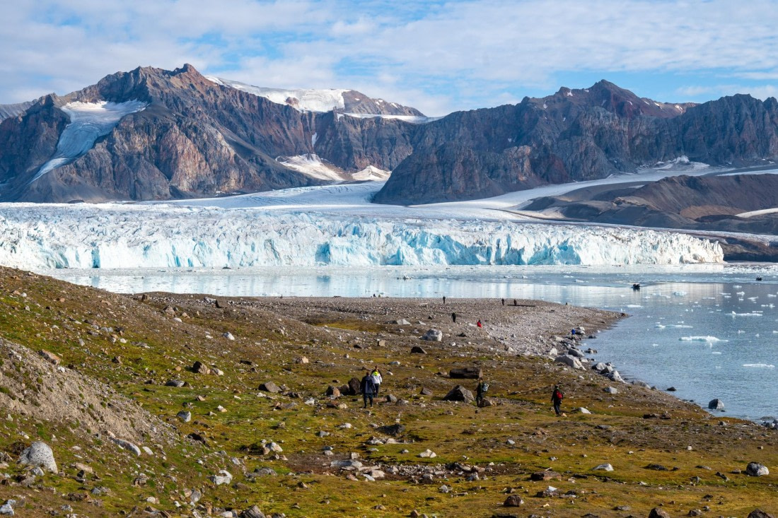OEX-SP-GL-JM-SP_2022-074 © Geert Kroes - Oceanwide Expeditions.jpg