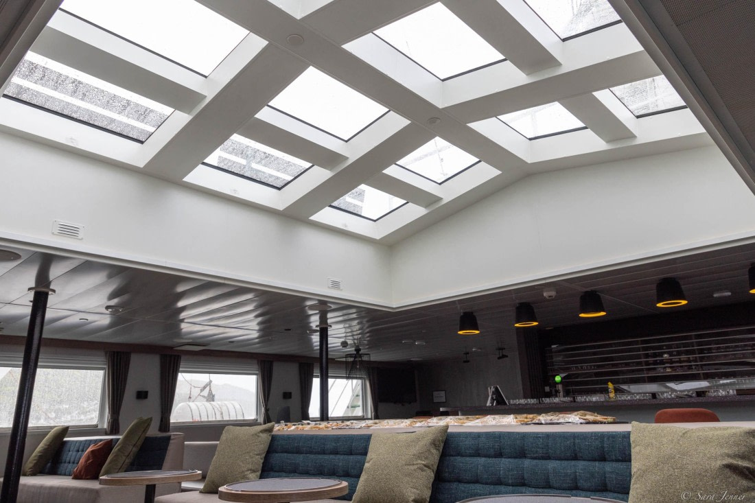 Ortelius, Skylight 6 © Sara Jenner - Oceanwide Expeditions.jpg