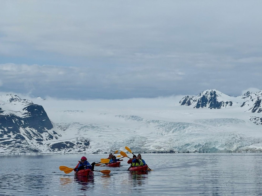 HDS02-25, Day 2, Kayaking (1) © Unknown photographer - Oceanwide Expeditions.jpg