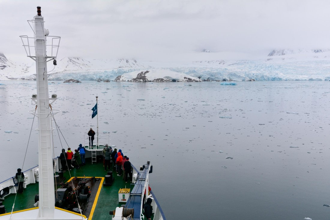 PLA03-25, Day 2, _DSC0805-2 © Unknown photographer - Oceanwide Expeditions.jpg