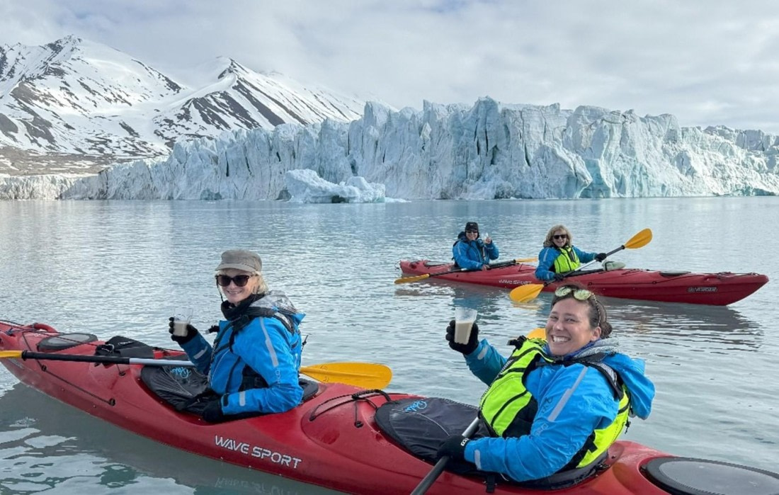 HDS04-25, Day 3, Kayaking © Unknown photographer - Oceanwide Expeditions.jpg