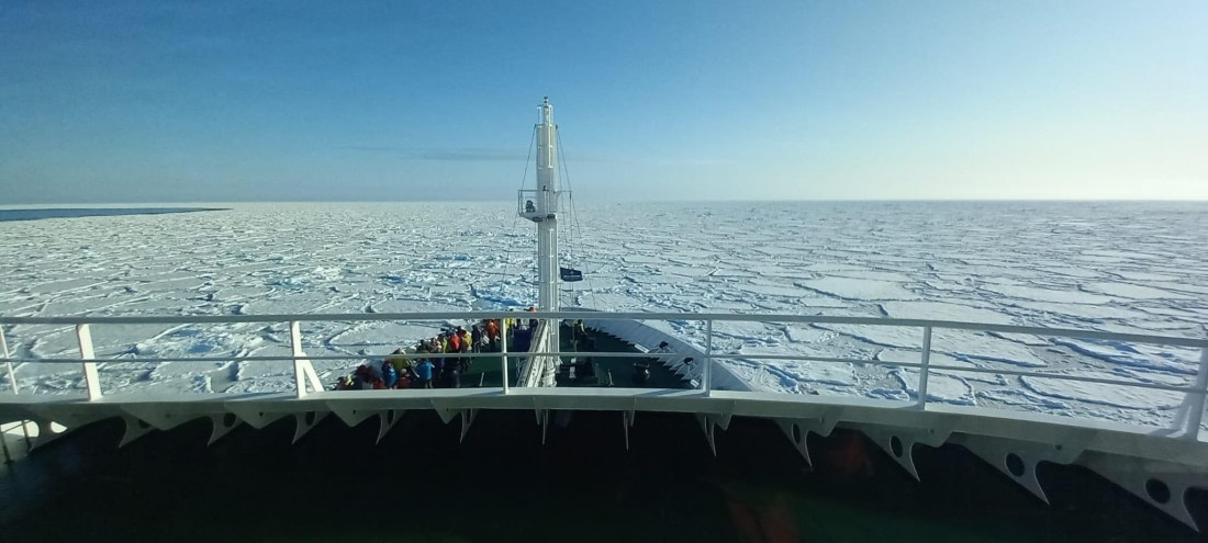 HDS05-25, Day 4, ship in ice4 © Hana Spickova - Oceanwide Expeditions.jpeg