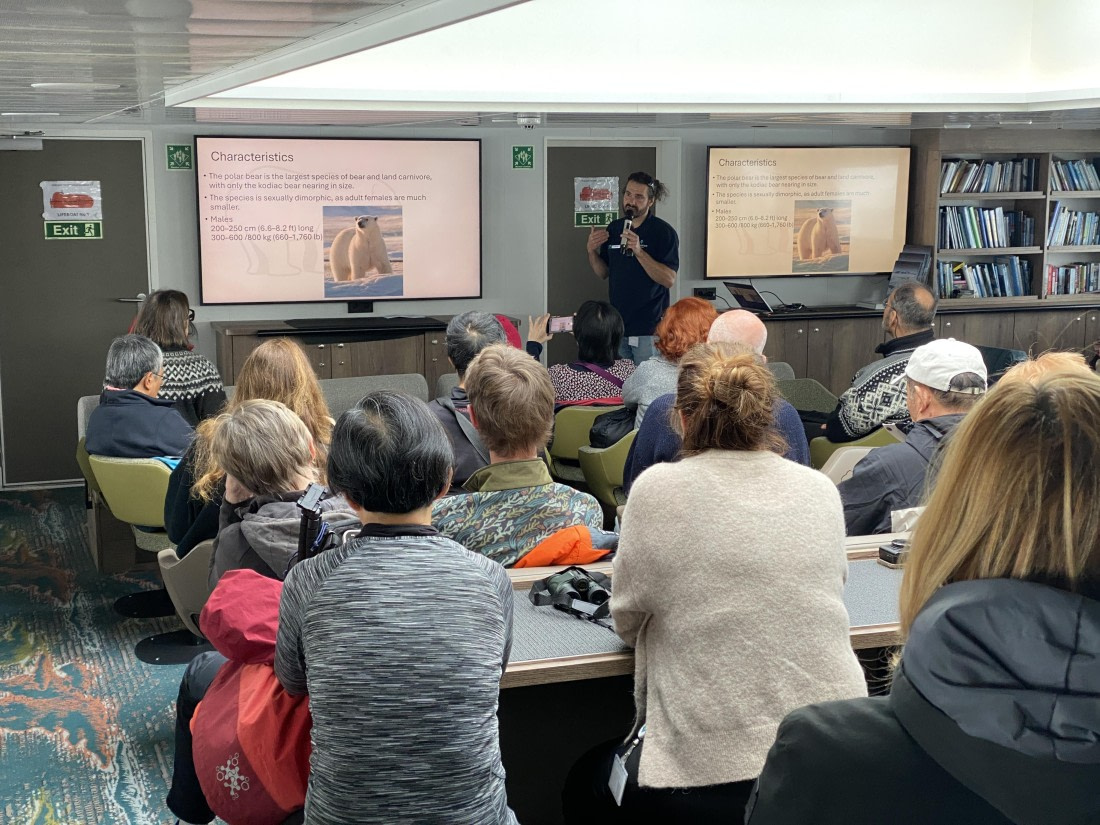 OTL06-25, Day 4, Koen PB lecture © Unknown photographer - Oceanwide Expeditions.JPG