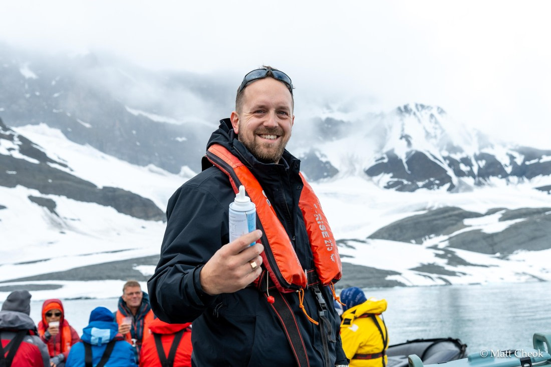 OTL06-25, Day 7, Matt Cheok - Day 7 - Burgerbukta, Gashamna  -2 © Matt Cheok - Oceanwide Expeditions.jpg