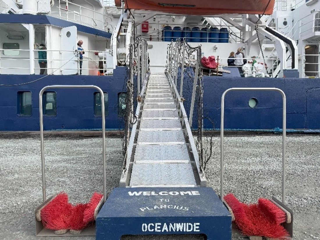 PLA07-25, Day 1, Plancius © Unknown photographer - Oceanwide Expeditions.jpg