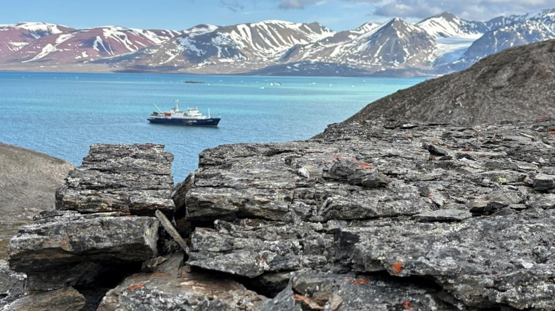 PLA07-25, Day 3, Plancius © Unknown photographer - Oceanwide Expeditions.jpg