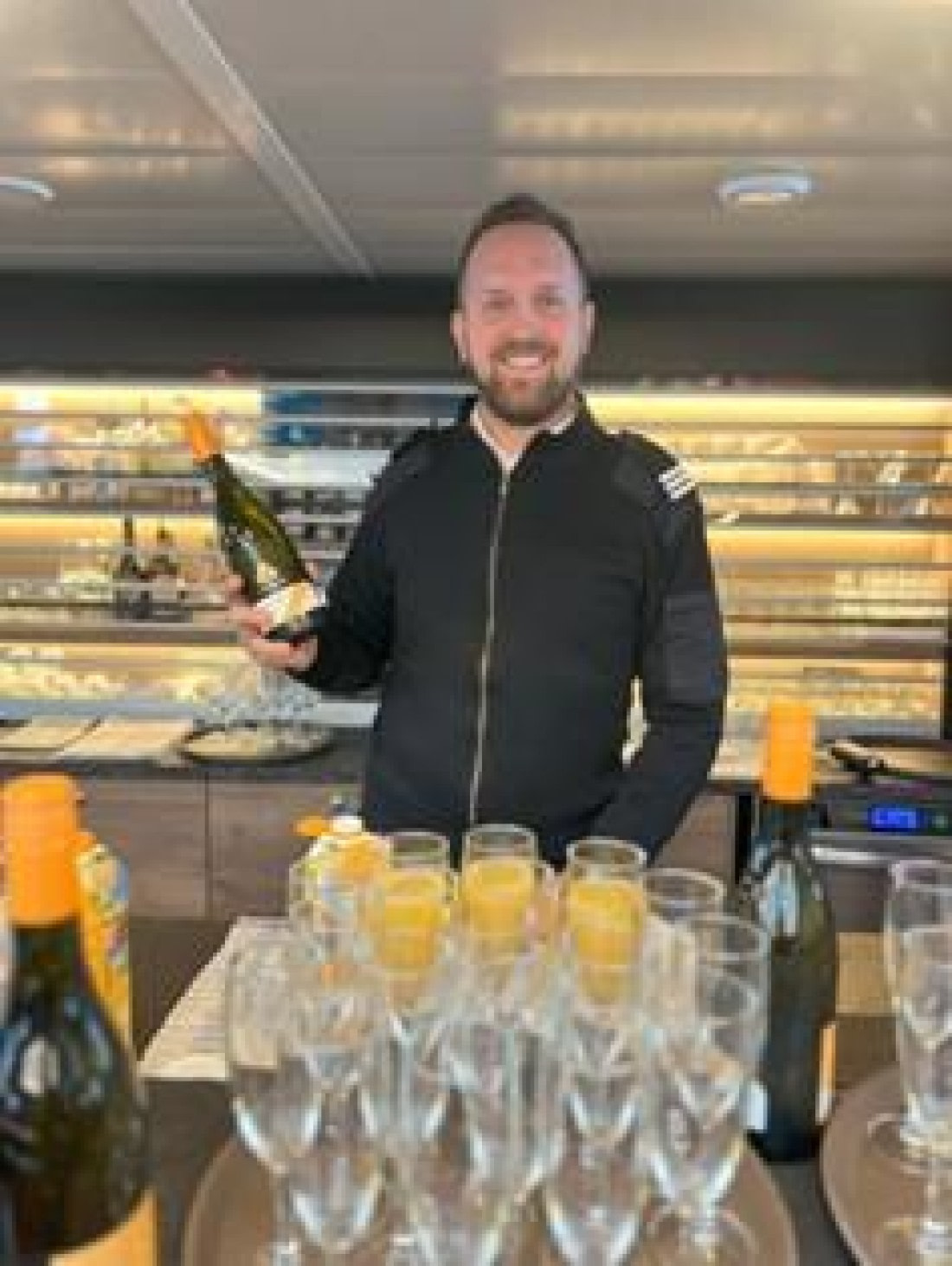 OTL07-25, Day 1, Picture4 © Unknown photographer - Oceanwide Expeditions.jpg