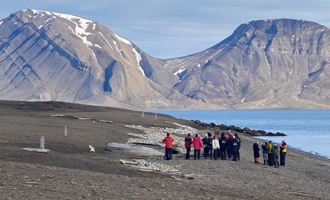 OTL07-25, Day 8, Picture27 © Unknown photographer - Oceanwide Expeditions.jpg