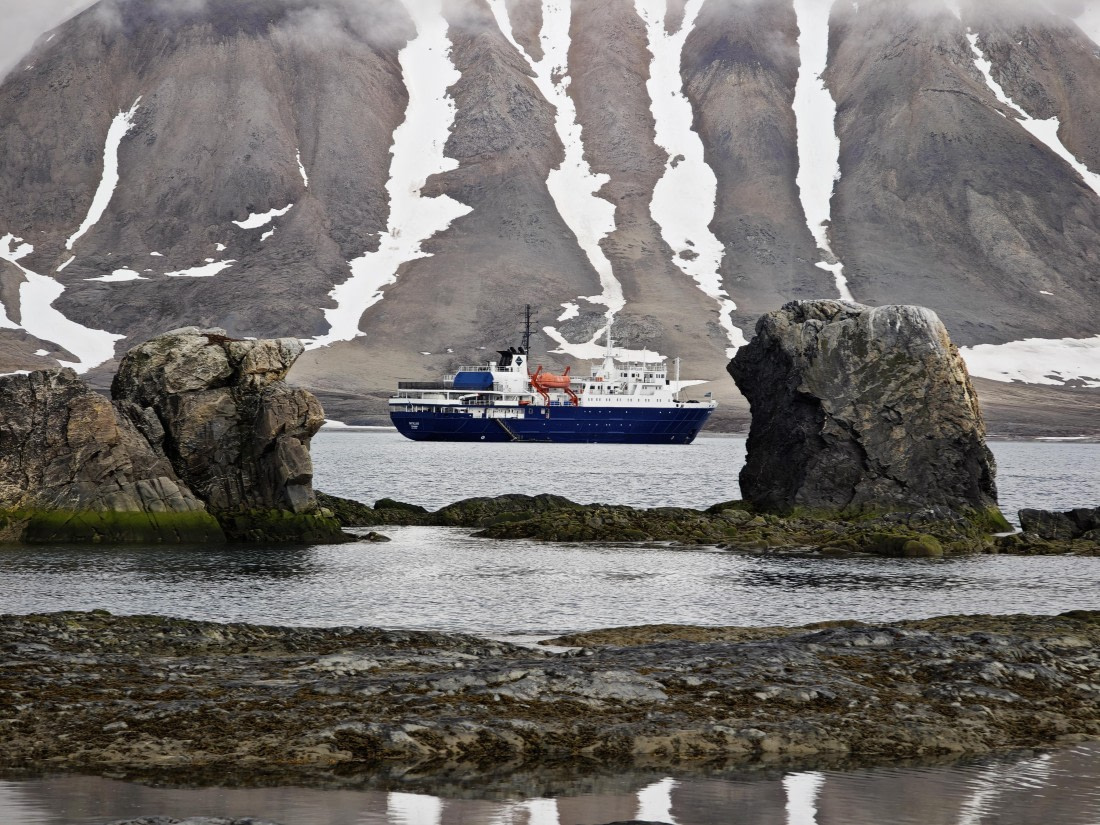 斯瓦儿巴特群岛7月12号2025