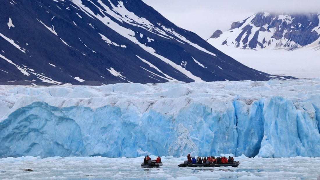 OTL08-25, Day 3, Picture4 © Unknown photographer - Oceanwide Expeditions.jpg