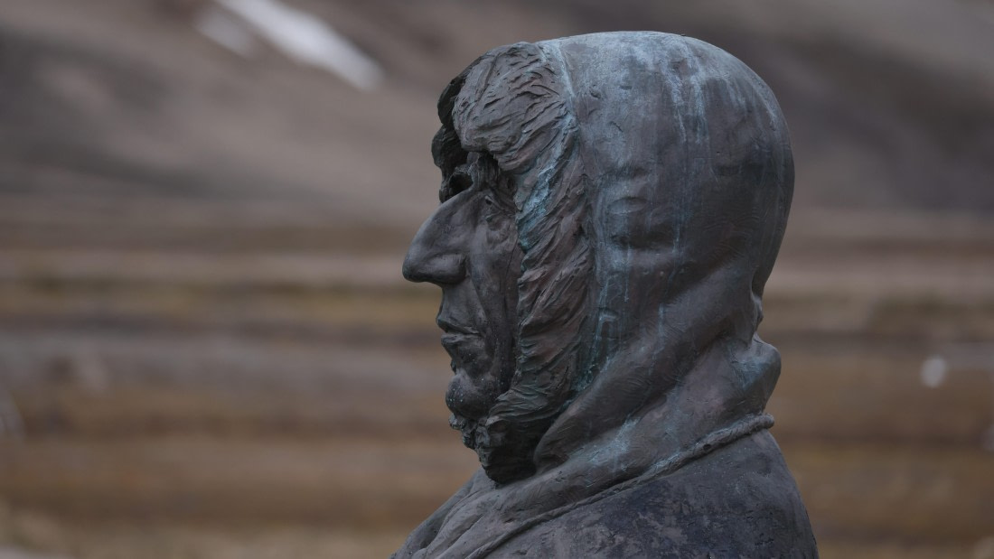 PLA09-25, Day 2, (7) © Regis Perdriat - Oceanwide Expeditions.jpg