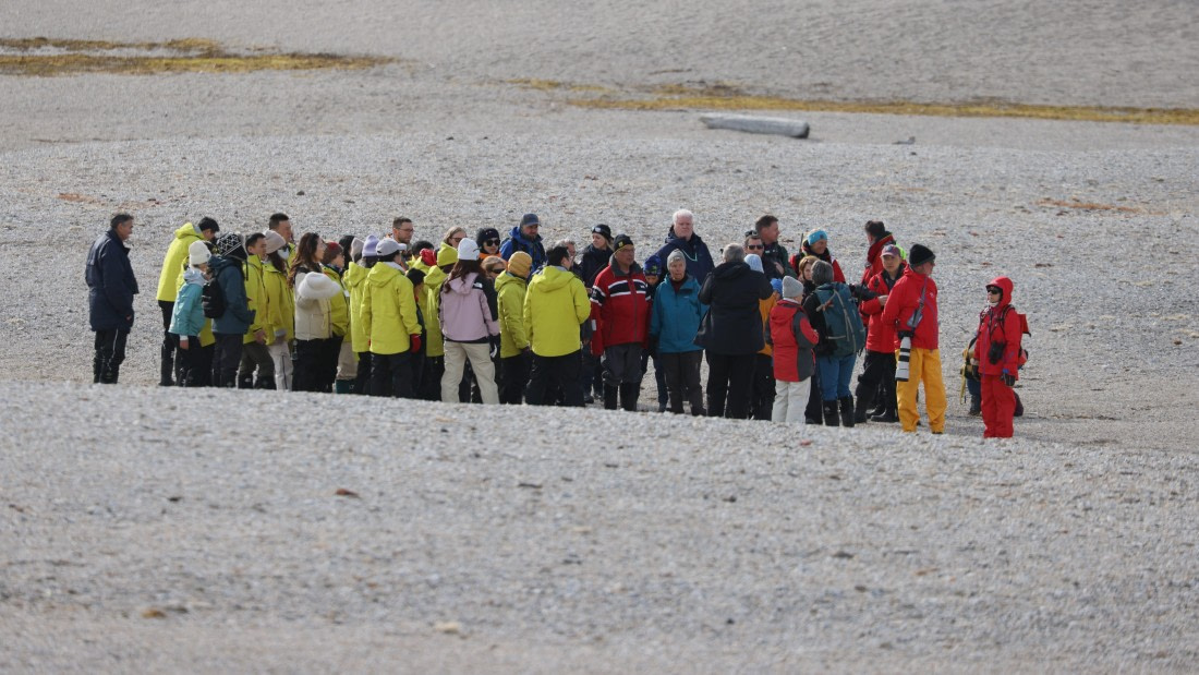 PLA09-25, Day 6, (1) © Regis Perdriat - Oceanwide Expeditions.jpg