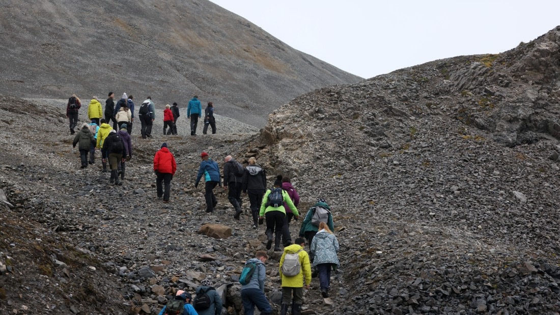 PLA09-25, Day 8, (2) © Regis Perdriat - Oceanwide Expeditions.jpg