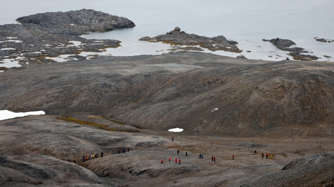 PLA09-25, Day 8, (9) © Regis Perdriat - Oceanwide Expeditions.jpg