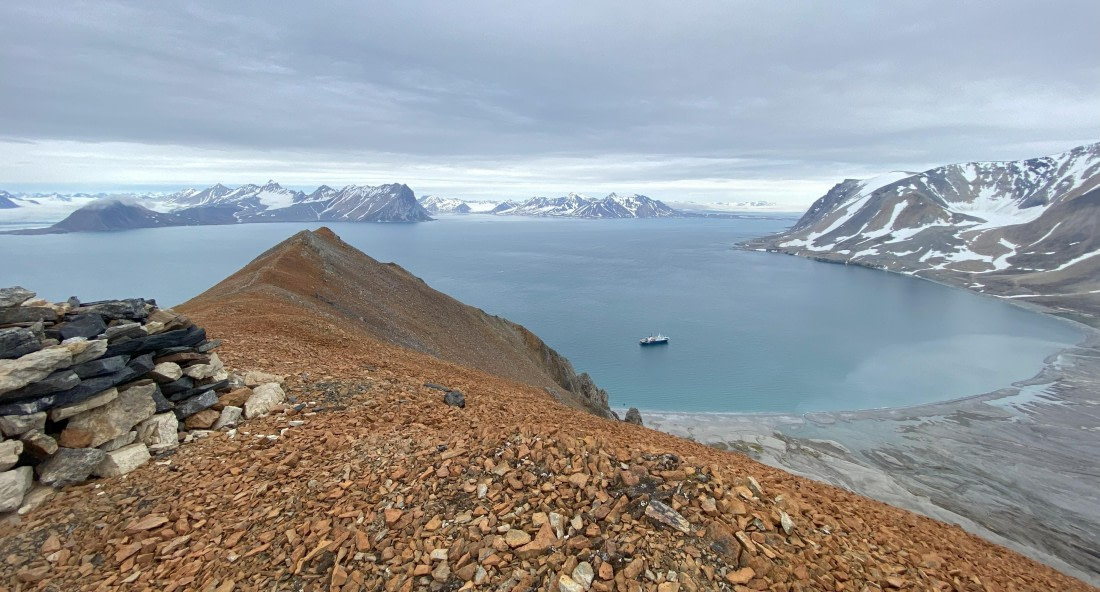 hiking up to a nameless mountain...