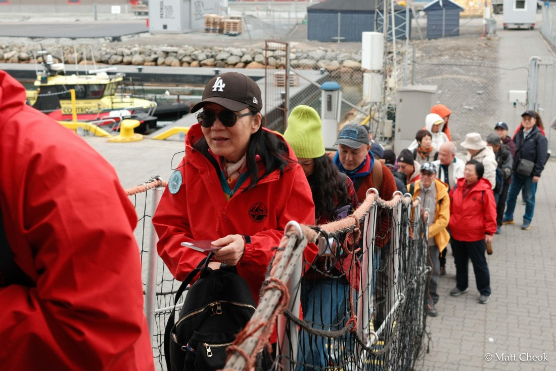 HDS11-25, Day 1, Matt Cheok - Day 1, Embarkation, Longyearbyen-3.jpg © Matt Cheok - Oceanwide Expeditions.jpg